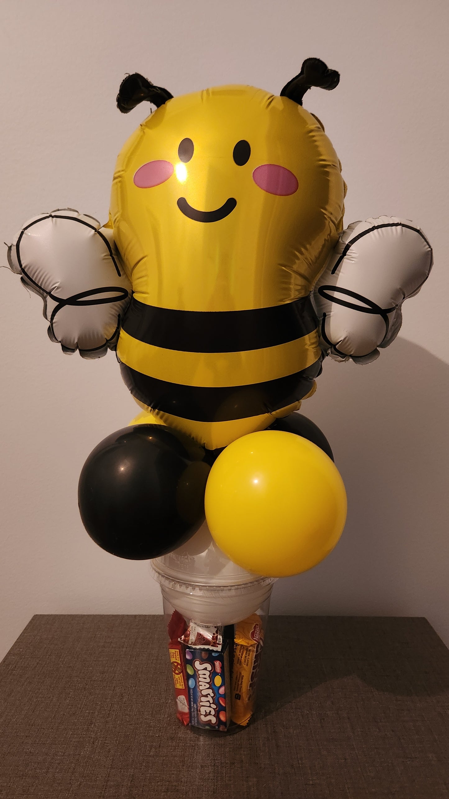 Bee Balloon Candy Cup